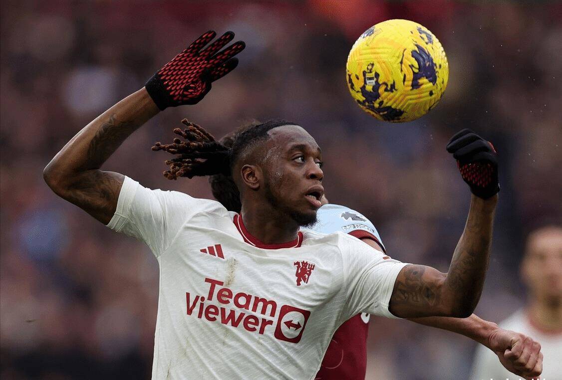 英超国际比赛日再迎强敌,西汉姆豪取连胜,主帅态度:球迷炸锅,临场指挥获称赞的简单介绍 英超国际比赛日再迎强敌,西汉姆豪取连胜,主帅态度:球迷炸锅,临场指挥获称赞的简单介绍